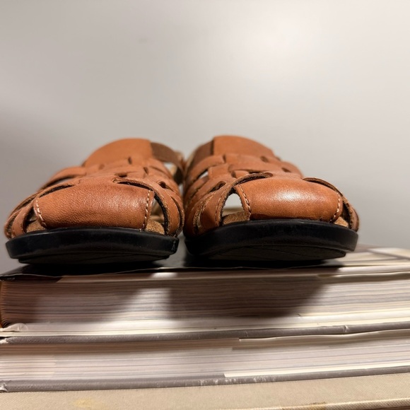 Array Women’s Size 8.5 Tan Woven Leather Sandals - Picture 12 of 13